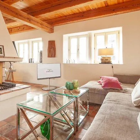 Semesterbostad Reet Middelhagen